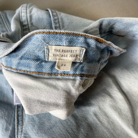 Madewell Perfect Vintage Jean in Delora Wash - Picture 9 of 9
